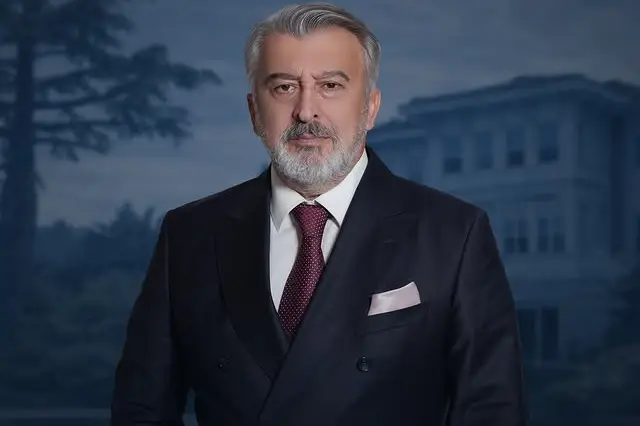 sevdigimsensin-esat-huseyinavnidanyal