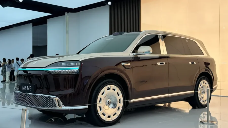 Up to 890 horsepower and 1,405 km range: Aito M9 has been renewed