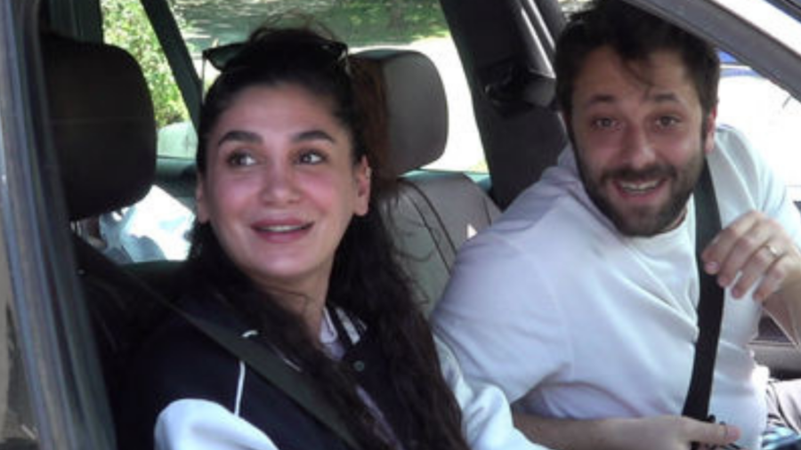 'Child' statement from actors Sitare Akbaş and Cengiz Orhonlu!