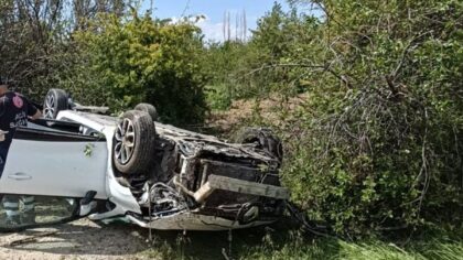 Afyonkarahisar’da otomobilin devrilmesi sonucu 4 kişi yaralandı