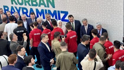 AK Parti Genel Başkan Yardımcısı Ali İhsan Yavuz ile TBMM Kadın Erkek Fırsat Eşitliği Komisyonu (KEFEK) Başkanı ve AK Part