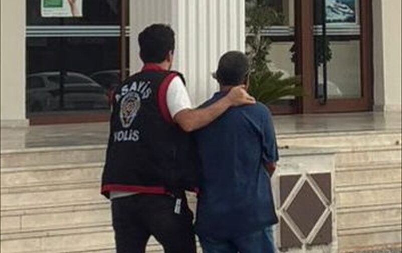 Fethiye’de çeşitli suçlardan aranan firari hükümlü 2 kardeş yakalandı