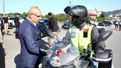 – “Kırmızı ışıkta duran bir araca arkadan gelen bir aracın, muhtemelen sürücünün uyuduğunu değerlendiriyoruz, vurması sonu