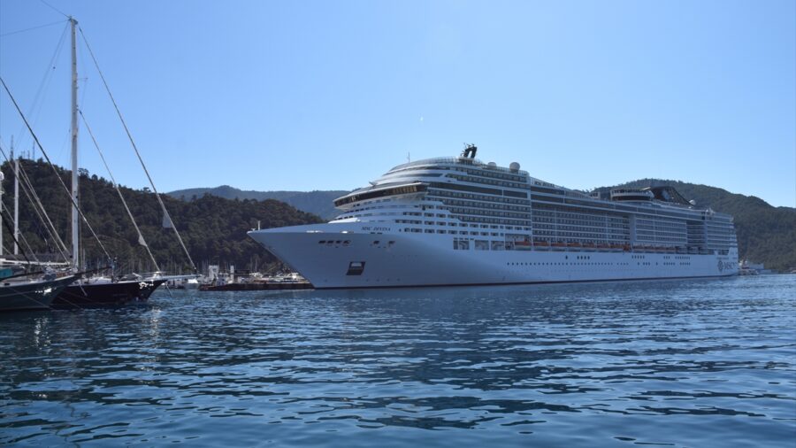Marmaris’e “MSC Divina” kruvaziyeri 3 bin 786 turistle geldi