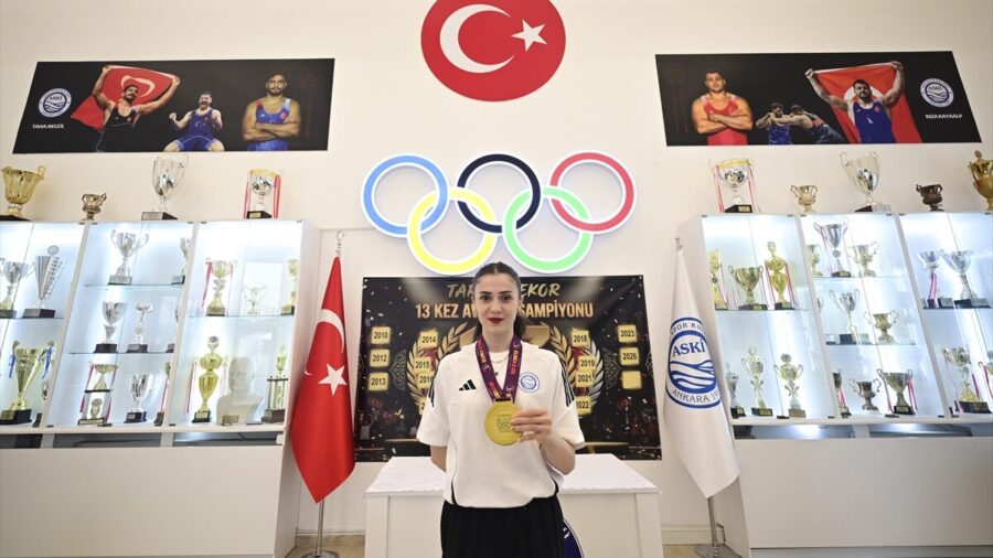 – Dünya ve Avrupa şampiyonu milli tekvandocu Merve Dinçel Kavurat: – “Türk kadın tekvandocuların tek hedefi olimpiyat şamp
