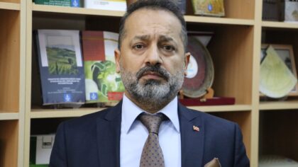 – Tekirdağ Namık Kemal Üniversitesi Ziraat Fakültesi Öğretim Üyesi Prof. Dr. Korkmaz Bellitürk: – “Toprağını analiz ettiri