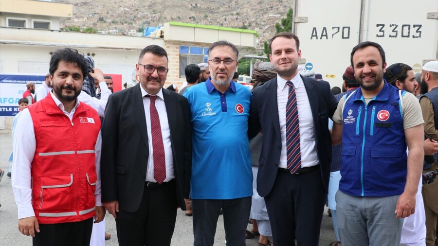 Türkiye Diyanet Vakfı ve Türk Kızılay Afganistan’da 1400 kurban hissesi dağıttı