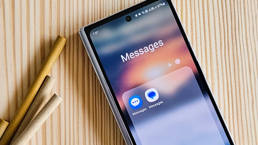 Google-messages-versus-samsung-messages