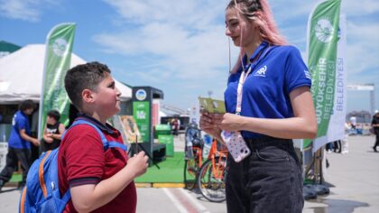 AA, Sıfır Atık Festivali ziyaretçilerine lavanta tohumu hediye etti