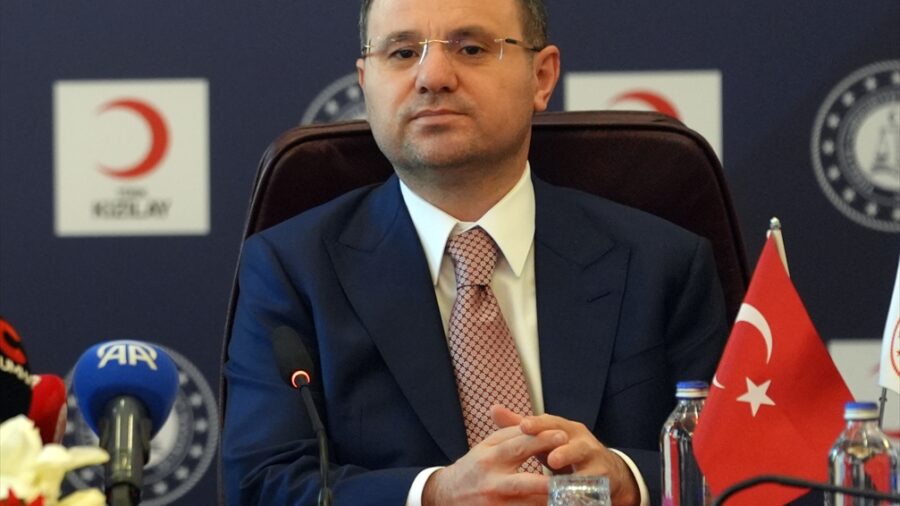 – Adalet Bakanı Gürlek: – “Yeni protokol ile hedef kitlenin ve yürütülecek faaliyetlerin genişletilmesi, ceza infaz kuruml