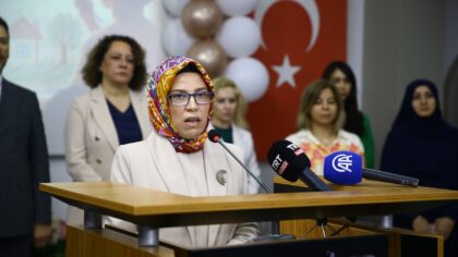 Bakü’de, Azerbaycanlı ve Türk kadınlar ortak kermes düzenledi