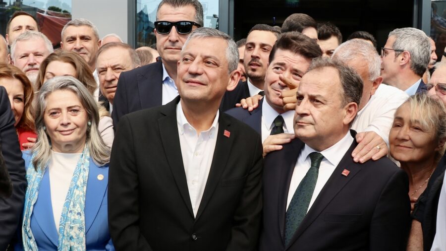 – “Verdiğiniz destek ve bu tarihi sahip çıkış için hepinize ayrı ayrı teşekkür ediyorum ve şunu ifade etmek isterim ki siz