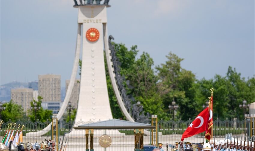 Cumhurbaşkanı Erdoğan, Nijer Cumhurbaşkanı Tchiani’yi resmi törenle karşıladı
