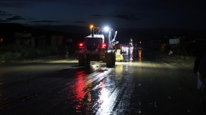 Elazığ-Tunceli kara yolu sel nedeniyle ulaşıma kapandı