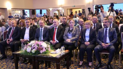 – Sağlık Bakan Yardımcısı Şuayıp Birinci: – “2040’dan sonra Türkiye’nin sigara satışının olmadığı bir ülke olmasını arzu e