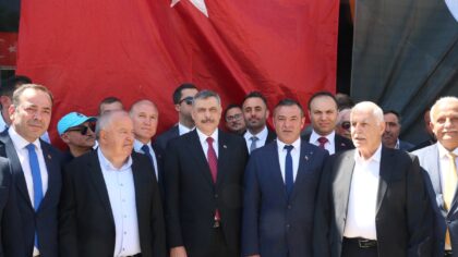 – “Elimizden geldiği kadar milletimize hizmet edeceğiz, milletimizin hayır duasını alacağız çünkü siyaset ancak bunun için