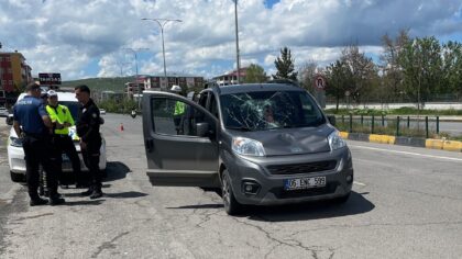Kars’ta aracın çarptığı 80 yaşındaki kişi ağır yaralandı