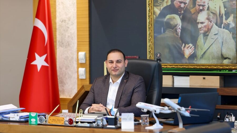 – “Kilis’e daha iyi hizmetlere odaklanabilmek, siyasi çekişmelerden şehrimi ve belediyemi korumak için uzun istişarelerin