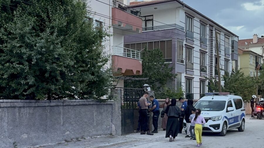 Konya’da bir kişi boşanma aşamasındaki eşini bıçakla yaraladı