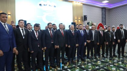 MHP Genel Başkan Yardımcısı Ahmet Selim Yurdakul, davet salonunda düzenlenen MHP Çubuk İlçe Başkanlığı Olağan Kongresi’ne