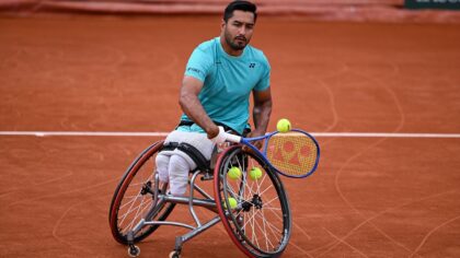 – Bir numaralı seribaşı Schroder’i mağlup eden 24 yaşındaki Ahmet, tekerlekli sandalye tenisinde teklerde grand slam final