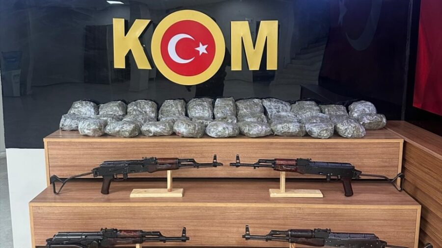 Şanlıurfa’da uyuşturucu operasyonunda yakalanan 2 şüpheli tutuklandı
