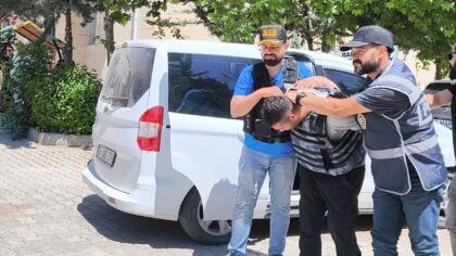 Siirt’te bir kişinin bıçakla öldürülmesine ilişkin yakalanan 4 zanlı tutuklandı
