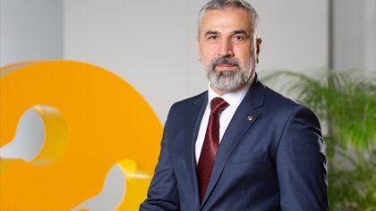 – Turkcell İnsan ve İş Desteklerinden Sorumlu Genel Müdür Yardımcısı Erkan Durdu: – “Ödül, Turkcell Akademi’nin sunduğu ge